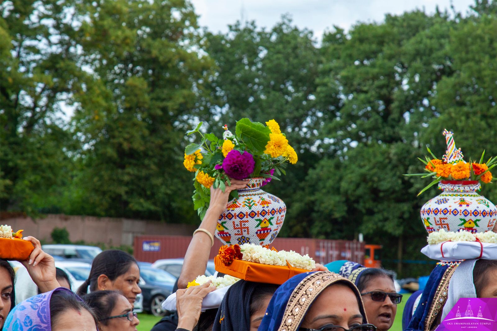 ©1987-2017 SKS Swaminarayan Temple East London